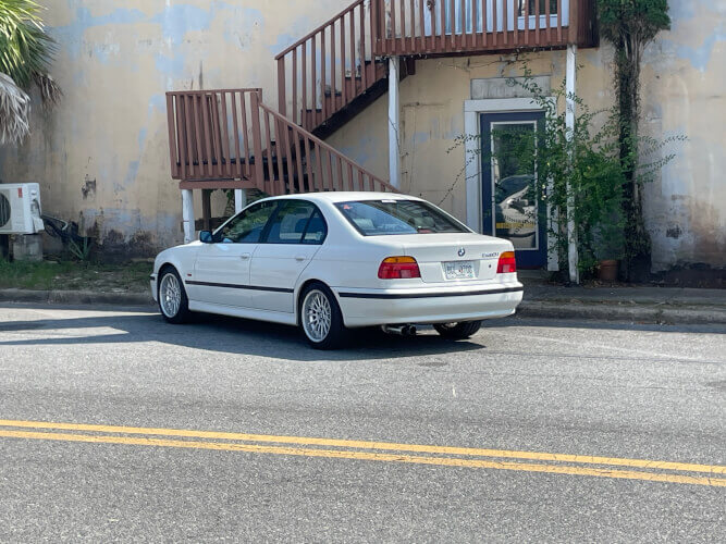 1999 BMW 540i