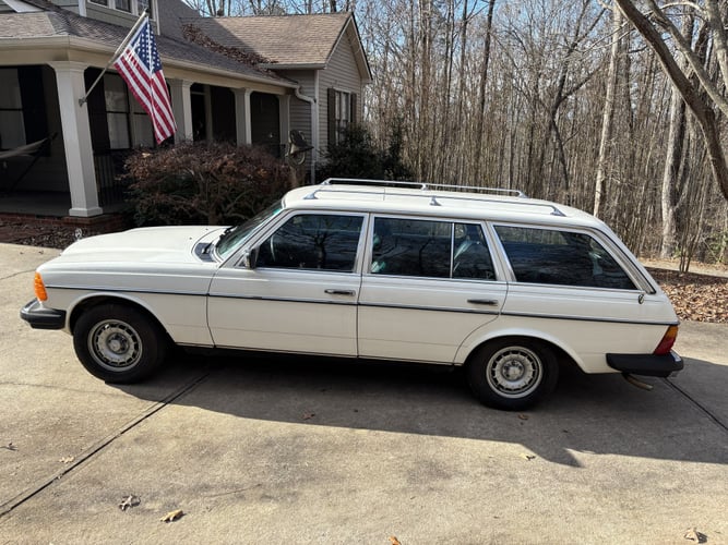 1979 MERCEDES 300 TD