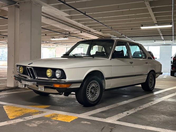 1973 BMW 520 or E12