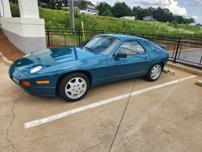 1989 Porsche 928 S4
