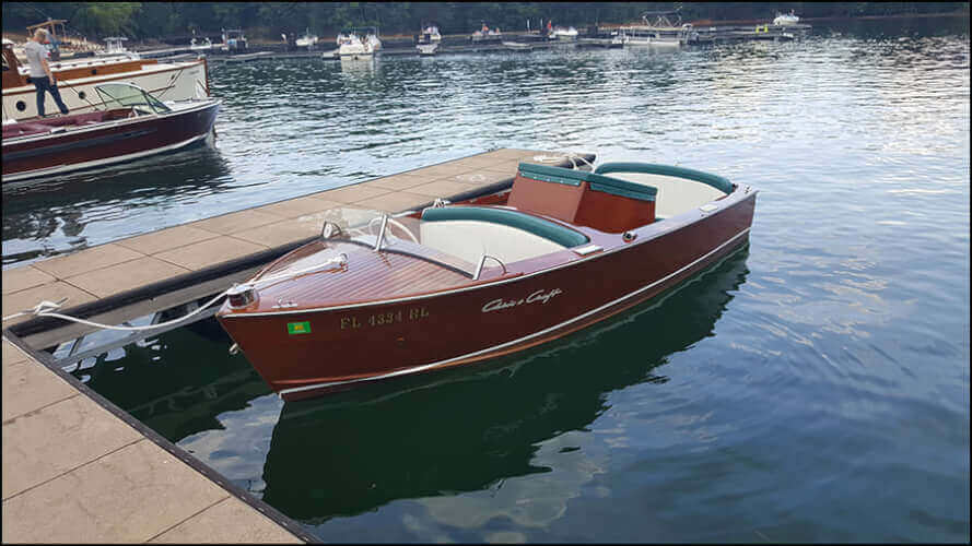 1953 Chris Craft Mahogany plank runabout