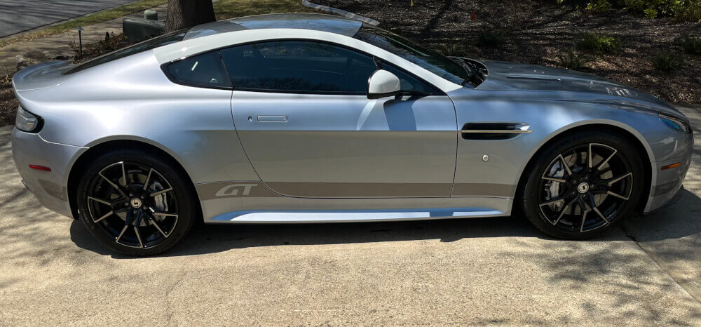 2015 Aston Martin V8 Vantage