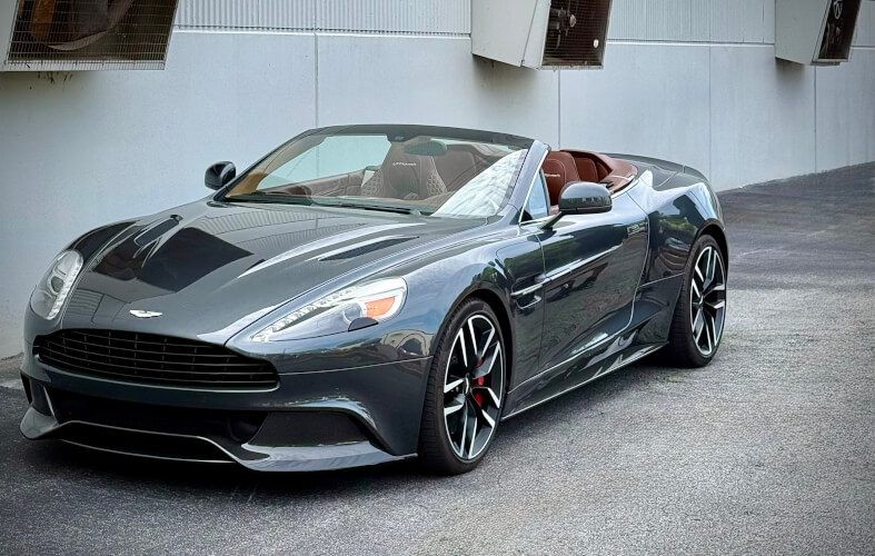 Bond girl