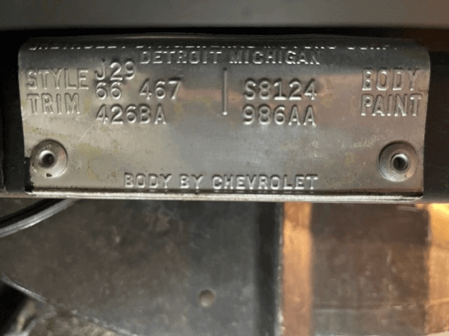 1966 Chevrolet Corvette photo 3
