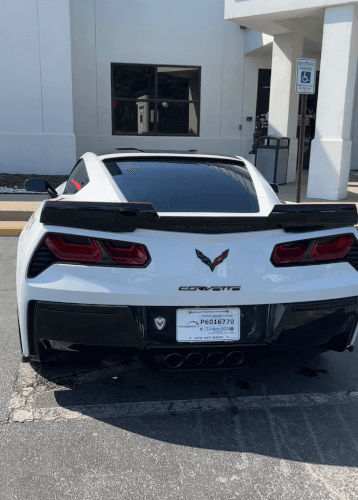 2016 Chevrolet Corvette photo 3