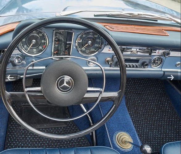 1969 MERCEDES 280 SL photo 4