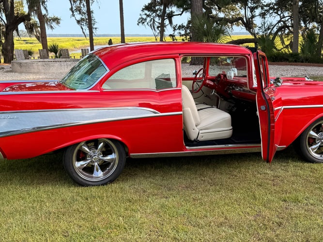 Big Red photo 2