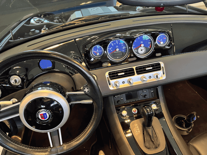 2003 BMW Z8 photo 2
