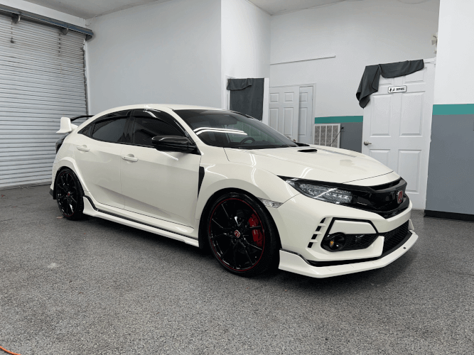 2018 Honda Civic photo 2