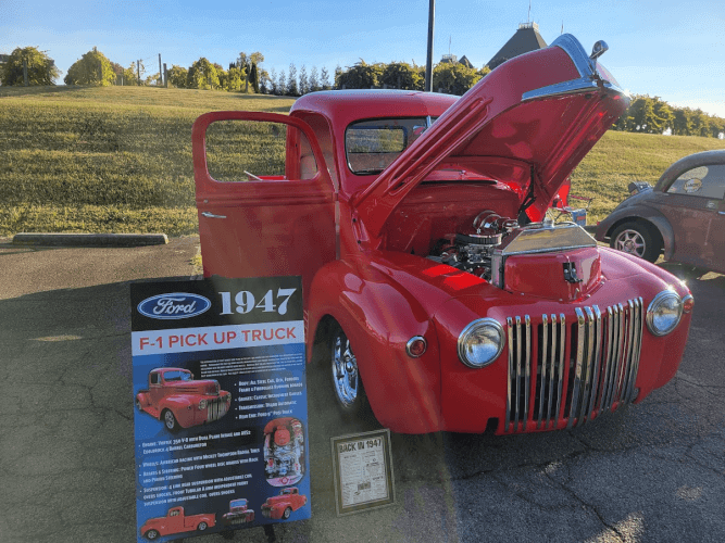1947 Ford F1