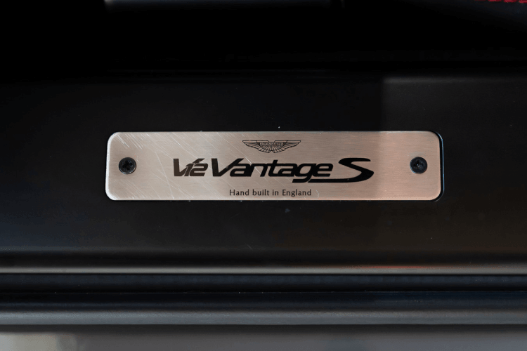 2017 Aston Martin V12 Vantage S photo 5