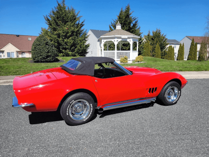1968 Chevrolet Corvette photo 2