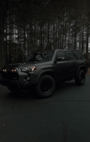 2018 Toyota 4Runner photo 3