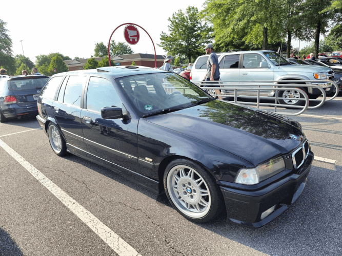 1997 BMW 320i Touring Wagon
