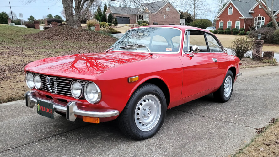 1974 Alfa Romeo GTV 2000