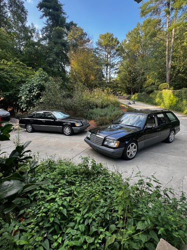 1995 MERCEDES E320 photo 2