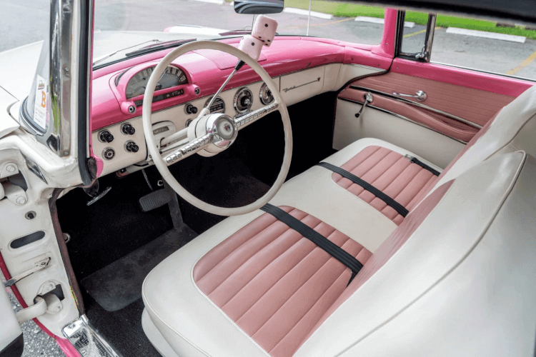 1955 Ford Fairlane photo 2