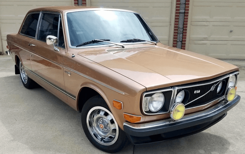 1971 Volvo 142 photo 2