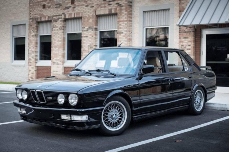 1988 BMW M5 photo 2