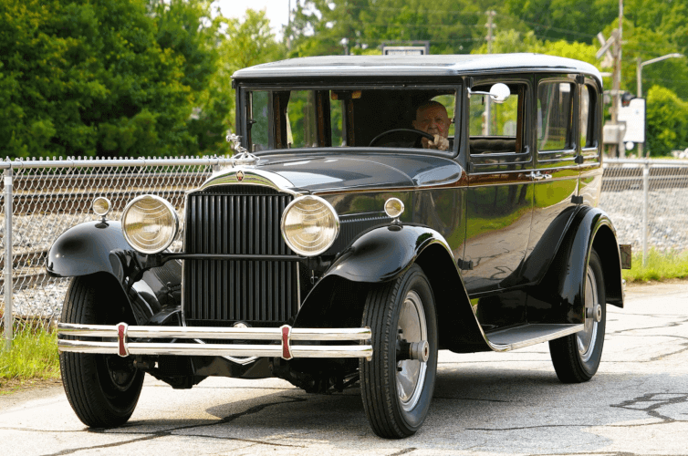 1930 Packard 726 photo 2