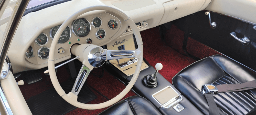 1963 Studebaker Avanti photo 3