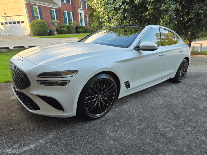 2022 Genesis G70
