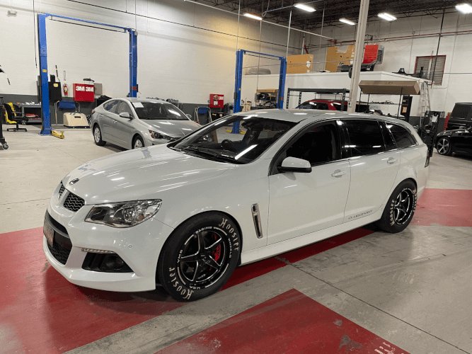 2015 HSV R8
