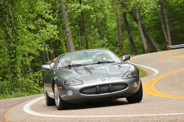 2003 Jaguar XKR