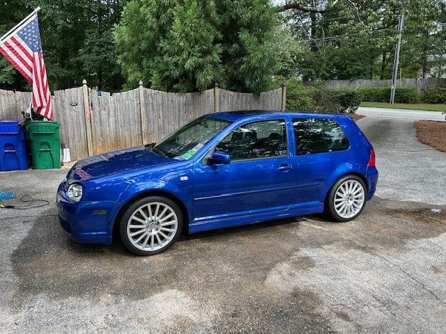 2004 Volkswagen Golf R32