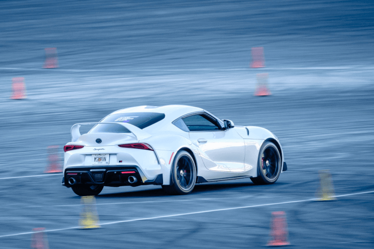 2021 Toyota GR Supra photo 2