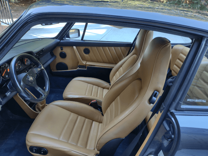 1988 Porsche 911 Carrera photo 2