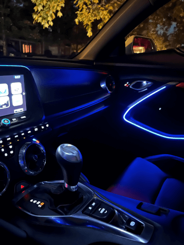 2018 Chevrolet Camaro photo 3